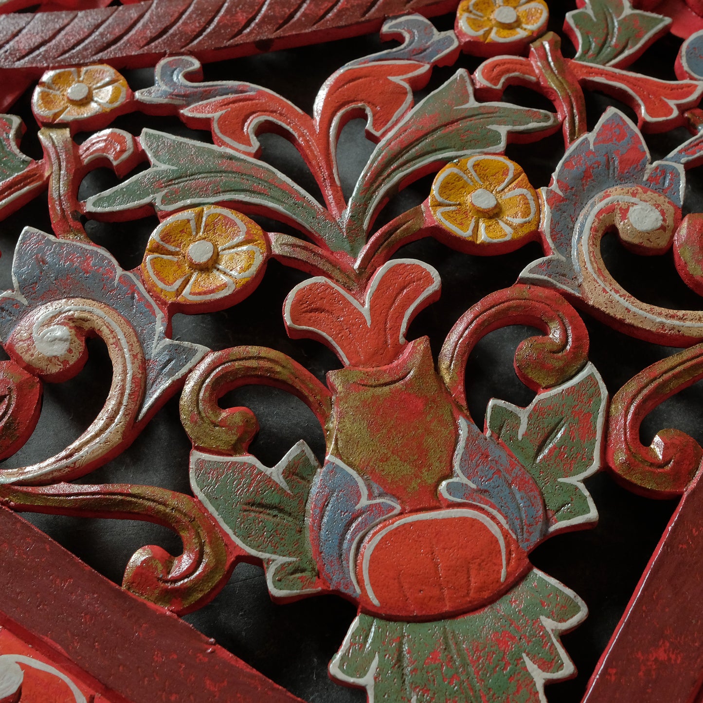 Carved Bed Headboard 'Malawi' - Multicolour Red