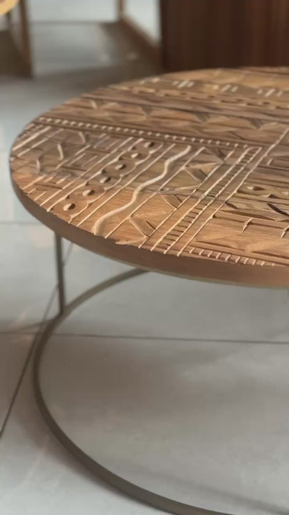 Carved Wooden Nesting Table "Huni" - 80 and 60 cm